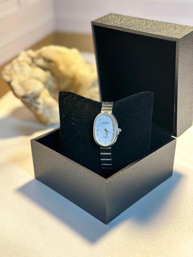 ساعت گووچی صفحه سفید استیل