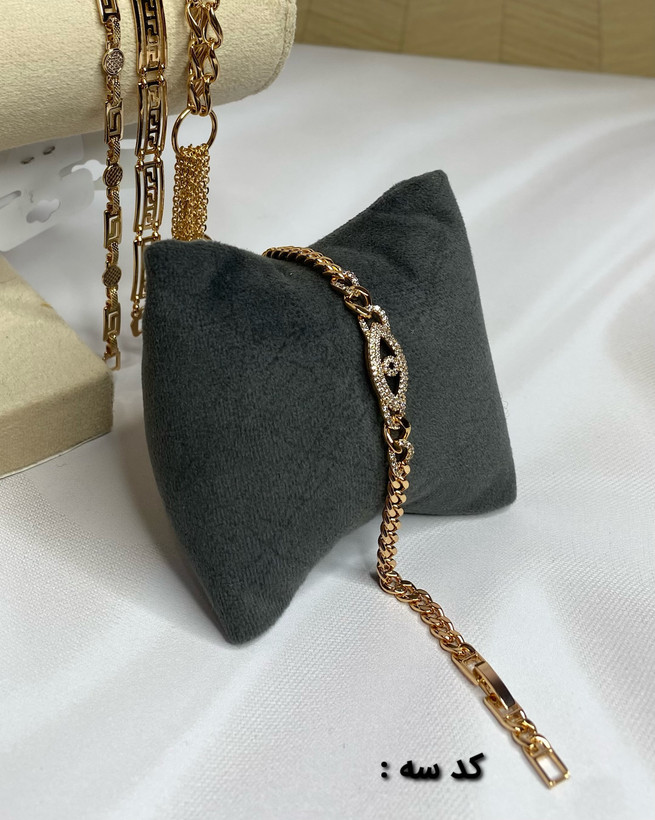 خرید دستبند مشابه طلا