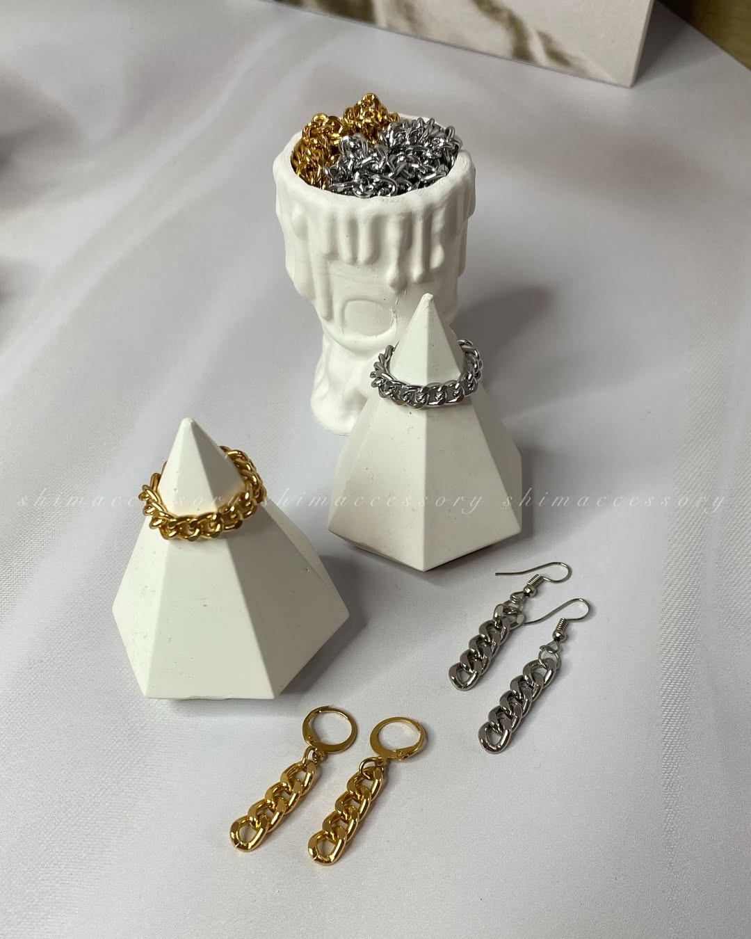 انگشتر کارتیر و گوشواره کارتیر مشابه طلا