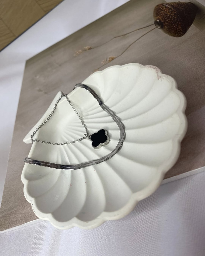 خرید گردنبند ماری شیک