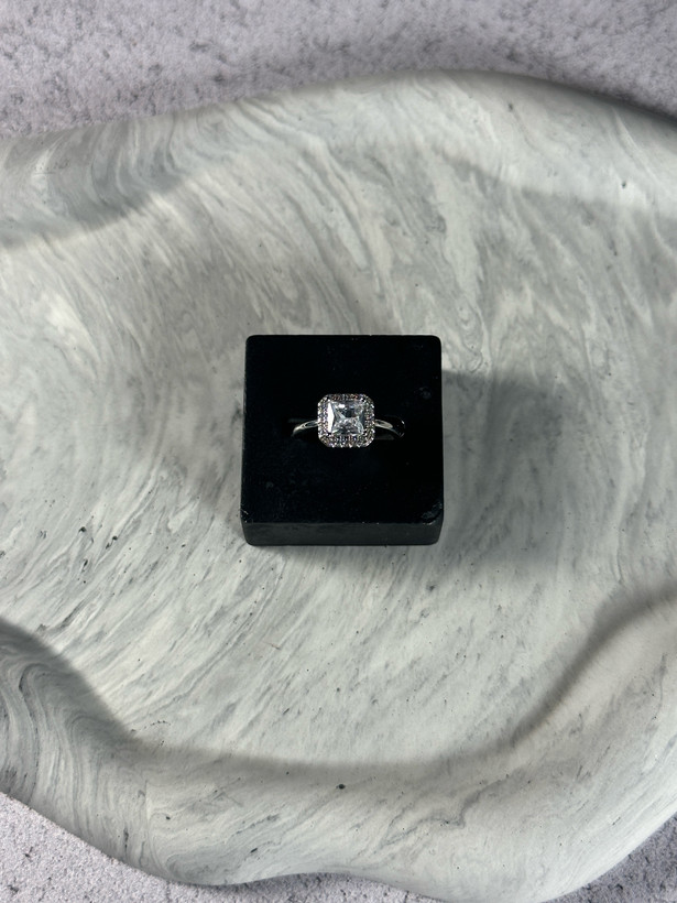 انگشتر ضدحساسیت